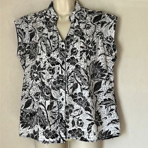 DRESS BARN| BUTTON DOWN TOP | XL | BLACK & WHITE